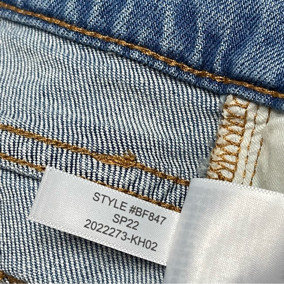 ✨ J. Crew 10" High Rise Button Fly Skinned Knee Skinny Jeans - Picture 7 of 9